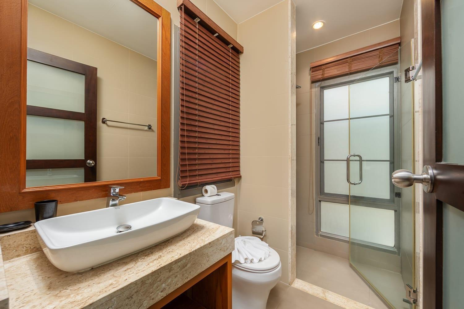 Villa Bond| 3 Bedrooms | Private Pool | 3 Min To Naiharn Beach Rawai Exterior photo