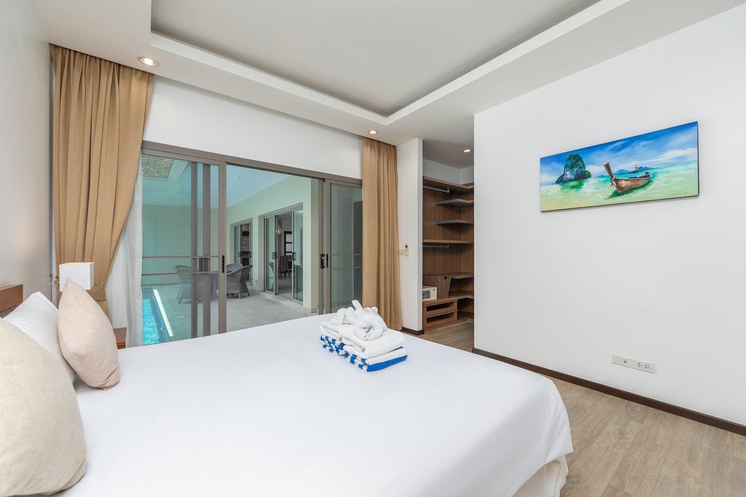 Villa Bond| 3 Bedrooms | Private Pool | 3 Min To Naiharn Beach Rawai Exterior photo