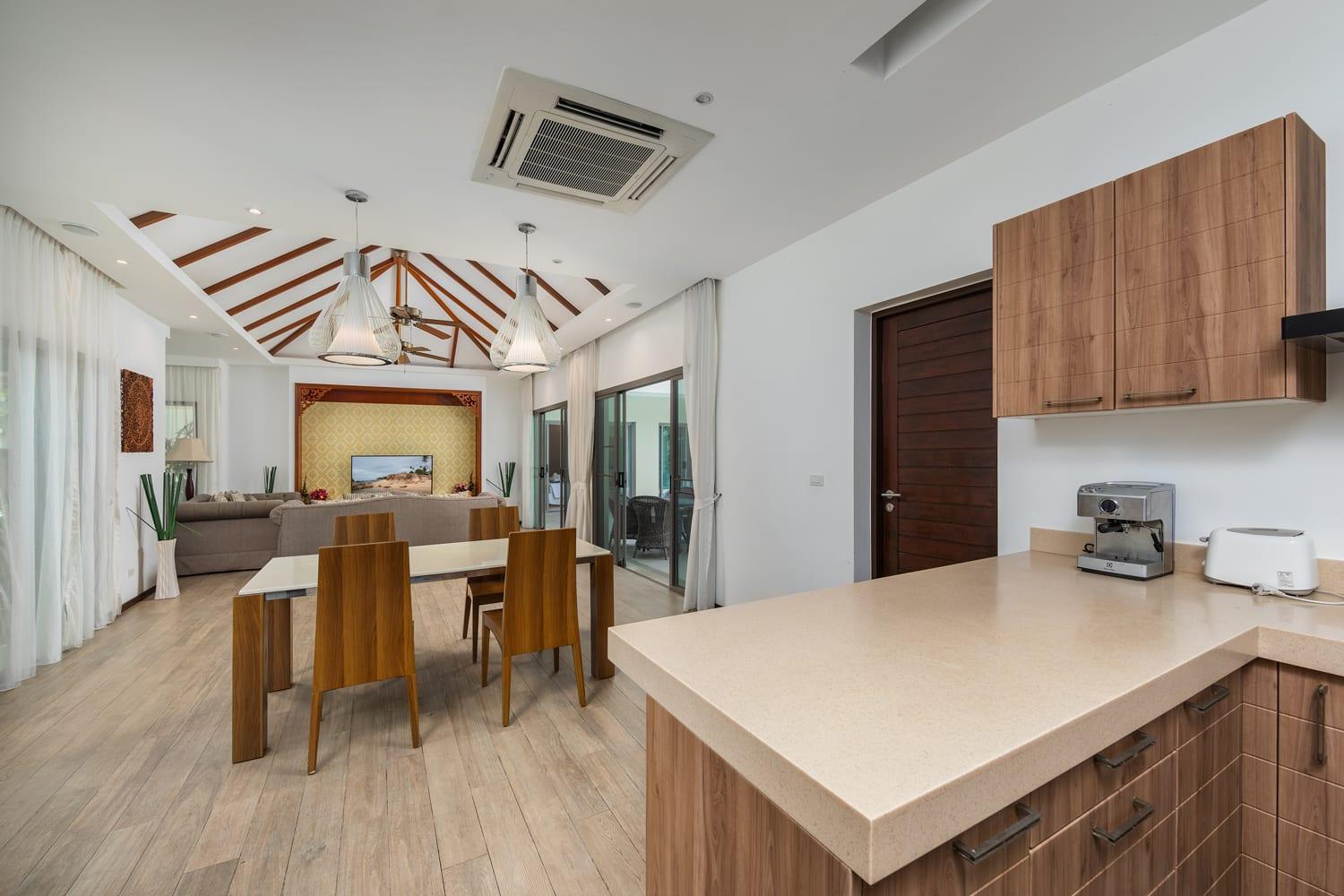 Villa Bond| 3 Bedrooms | Private Pool | 3 Min To Naiharn Beach Rawai Exterior photo