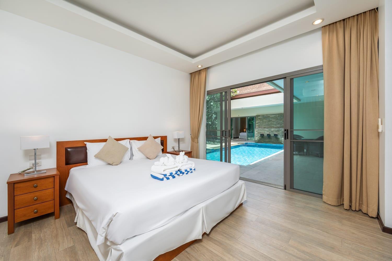 Villa Bond| 3 Bedrooms | Private Pool | 3 Min To Naiharn Beach Rawai Exterior photo